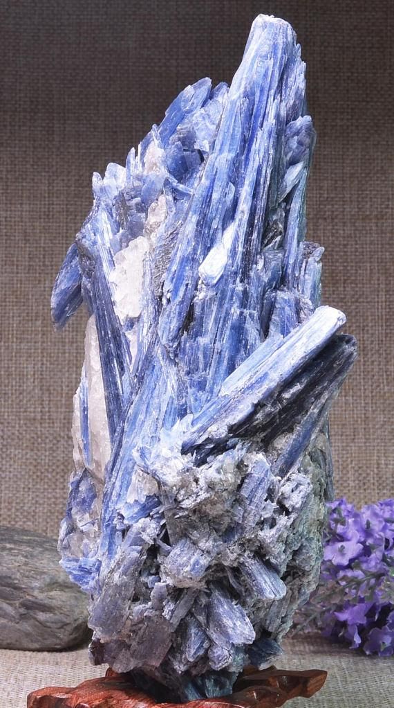 khối đá kyanite