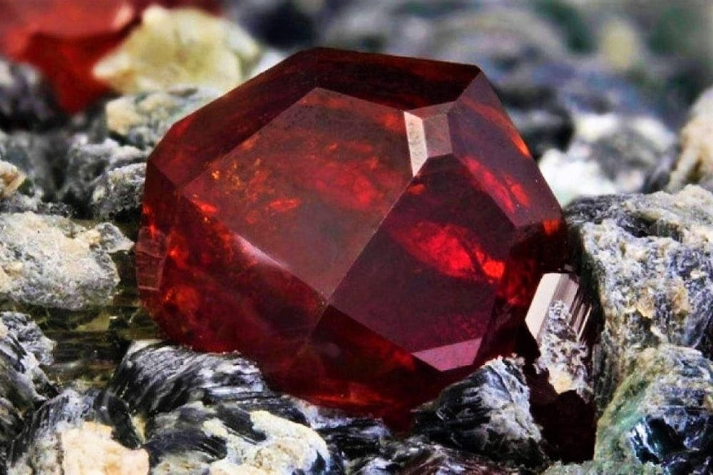 tác dụng đá garnet